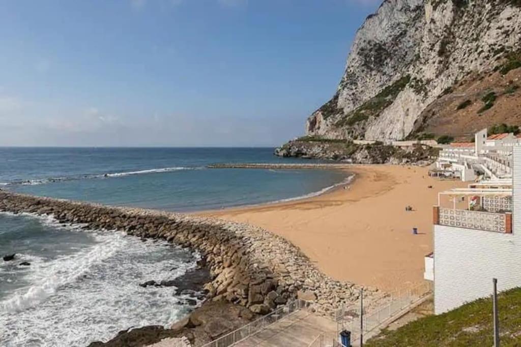 Beach Front Apartment Gibraltar Extérieur photo